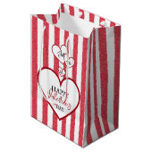 Happy Valentine's Day Hearts Chalk Stripes Mittlere Geschenktüte (Vorderseite Schrägansicht)