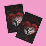 Happy Valentine's Day Red Heart Tree Postkarte<br><div class="desc">Dieses Design wurde mithilfe von digitaler Kunst erstellt und kann in dem Bereich personalisiert sein, der zur Verfügung gestellt wird, oder indem Sie den Klick wählen, um weitere Optionen anzupassen und den Namen, die Initialen oder die Wörter zu ändern. Sie können auch die Textfarbe und den Textstil ändern oder den...</div>