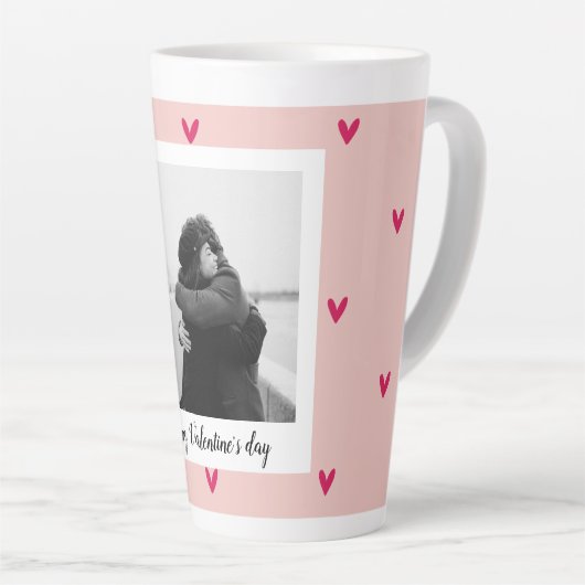 Happy Valentine's Day | Rosa und rotes Herz | Gesc Milchtasse (Rechte Ecke)
