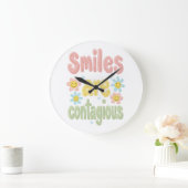 Happy Vibes Retro Smiles Are Contagious Große Wanduhr (Zuhause)