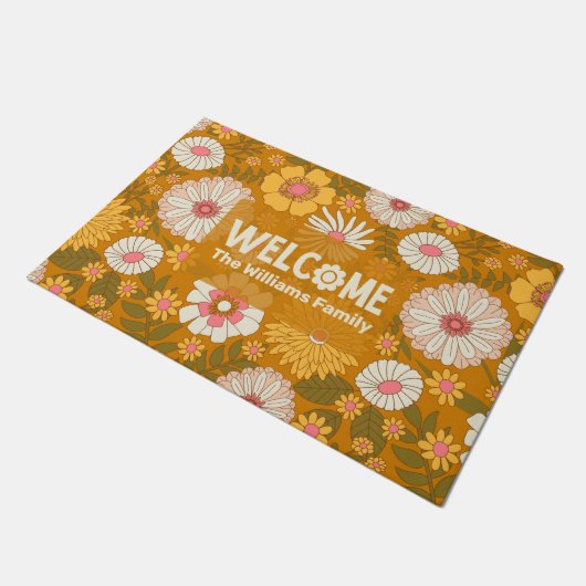 Happy 'Welcome' Yellow Floral Personalisiert Famil Fußmatte (Schrägansicht)