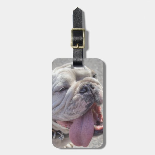 Happy White Bulldog Gepäckanhänger (Vorderseite vertikal)