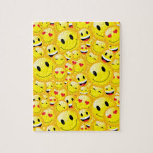 Happy Yellow Emoji Lächelnde Gesichter jubeln auf