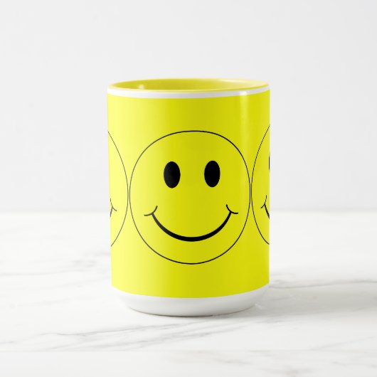 Happy Yellow Faces Big Tasse (Zentrum)