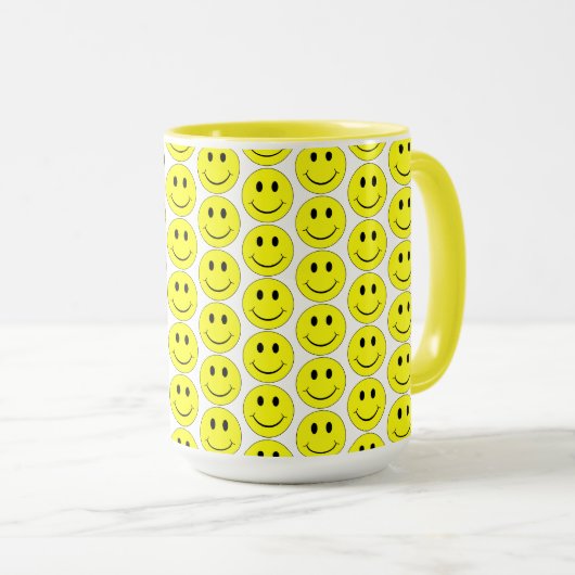 Happy Yellow Faces Pattern Große Tasse (VorderseiteRechts)