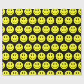 Happy Yellow Faces Pattern Schwarz Geschenkpapier (Flach)