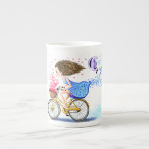 Happy Young Girl mit Bike Tasse