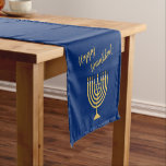 Hapy Hanukkah Menorah Blue Kurzer Tischläufer<br><div class="desc">Sie können den Text und die Menorah nach Ihren Wünschen. Fügen Sie Ihrem Hanukkah-Tisch eine festliche Touch mit diesem Tischläufer hinzu,  mit der chanukah menorah,  dreidel und vielem mehr.</div>