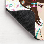 Harajuku Mädchen Yuriko mit blumigem Hintergrund Mousepad (Ecke)