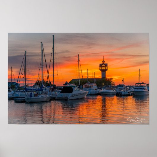 Harbor of Fire — Sunset at the Erie Marina Framed  Poster (Vorne)