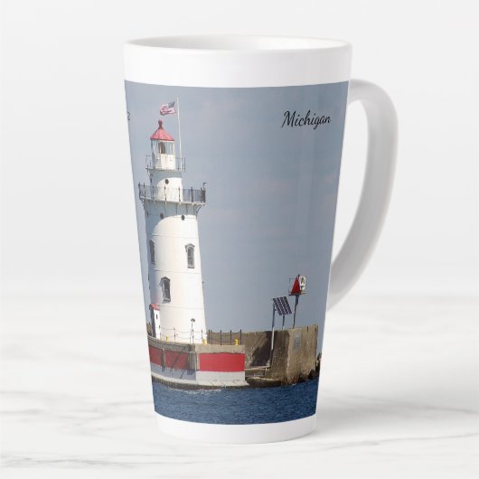 Harbour Beach Lighthouse Latte Tasse (Rechte Ecke)