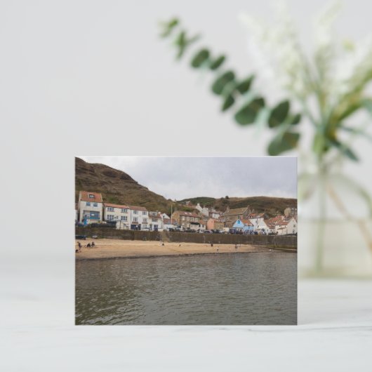 Harbour View of Staithes Village Postkarte (Stehend Vorderseite)