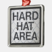 Hard Hat Area Ornament Aus Metall (Links)