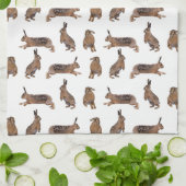 Hare Frenzy Kitchen Handtuch (Farbe auswählen) (Gefaltet)