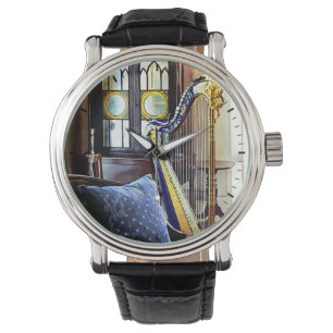 Harfe im Musiksaal Armbanduhr