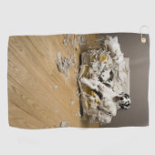 Harlequin Great Dane auf kauen Sofa Golf Handtuch (Horizontal)