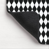 Harlequin-Muster, elegantes Schwarz-Weiß-Design Mousepad (Ecke)