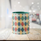 Harlequin Retro Red Gold Green Raute Initial Tasse
