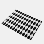 Harlequin Schwarz-weiß Rhombus Diamond Shape Fußmatte (Schrägansicht)