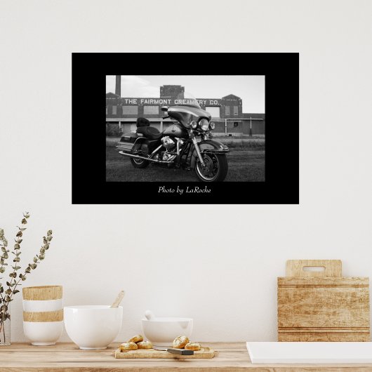 Harley bei Creamery Poster (Küche)