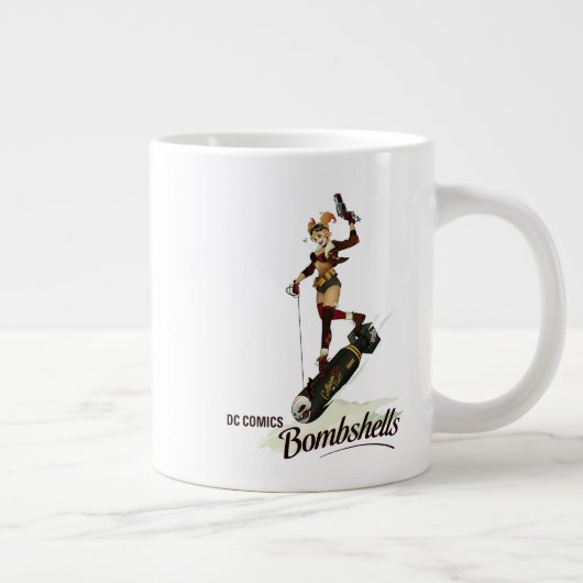 Harley Quinn Bombshells Pinup Jumbo-Tasse (Rechts)