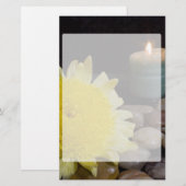 Harmonie-Kerze und gelbe Blume Briefpapier (Vorne/Hinten)