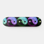 Harmonie und Gleichgewicht Yin Yang Mandala Symbol Skateboard (Horizontal)