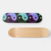 Harmonie und Gleichgewicht Yin Yang Mandala Symbol Skateboard (Horizontal)