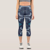 Harmonische Streifen in Blau und Grau Capri Leggings (Vorderseite)