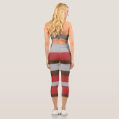 Harmony Stripes Horizontal Lines Gray Red Brown Capri Leggings (Rückseite)