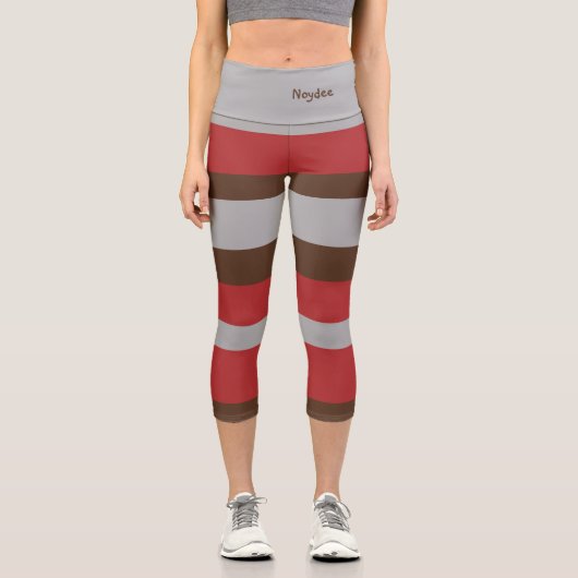 Harmony Stripes Horizontal Lines Gray Red Brown Capri Leggings (Vorderseite)