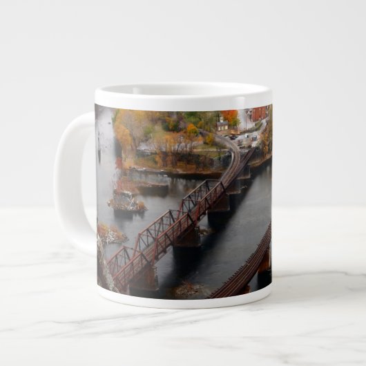 Harpers-Fähre im Fall Jumbo-Tasse (Vorderseite Links)