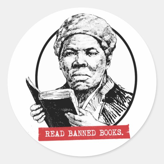 Harriet Tubman liest Banned Books Runder Aufkleber (Vorderseite)