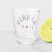 Harris 2024 Athletic Word Art Schnapsglas (Rückseite)