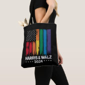 Harris Waltz 2024 Election Gay Tim Waltz LGBTQ Tasche (Von Nahem)
