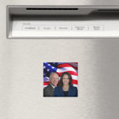 Harris Waltz Foto 2024 - Kamala Harris Tim Waltz Magnet (In Situ (Geschirrspüler))