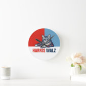 Harris Walz 2024 offensichtlich Red Blue Cat Runde Wanduhr (Zuhause)