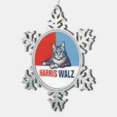 Harris Walz 2024 offensichtlich Red Blue Cat Schneeflocken Zinn-Ornament (Rechts)
