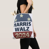 HARRIS WALZ TASCHE (Von Nahem)