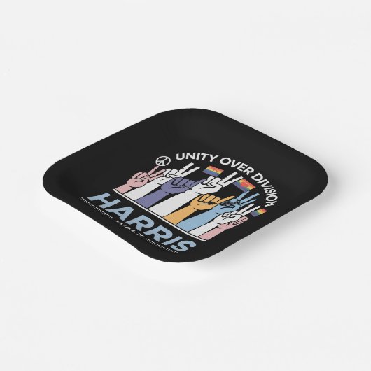 Harris Walz Waltz 2024 Einheitsabteilung Pappteller (Gewinkelt)