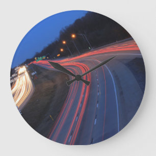 Harrisburg Pennsylvania I-81 Light Trails at Dusk Große Wanduhr