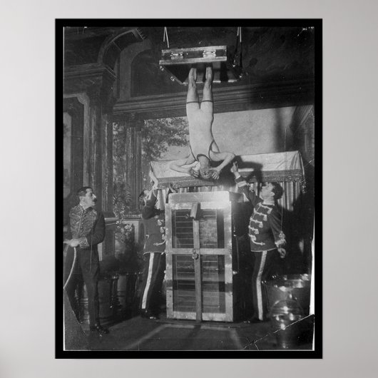 Harry HOUDINI entkommt künstlerischer Wasserfolter Poster (Vorne)