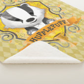 Harry Potter | Charming HUFFLEPUFF™ Wappen Sherpadecke (3/4)