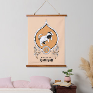 HARRY POTTER™   Delicate Sketch HUFFLEPUFF™ Wappen Wandteppich Mit Holzrahmen