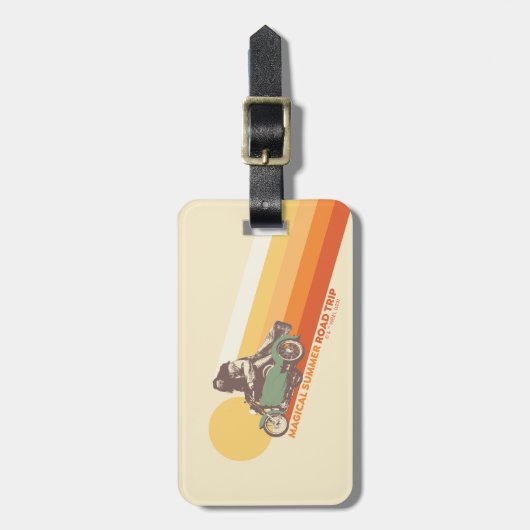 HARRY POTTER™ | Hagrid Magical Summer Road Trip Gepäckanhänger (Vorderseite vertikal)