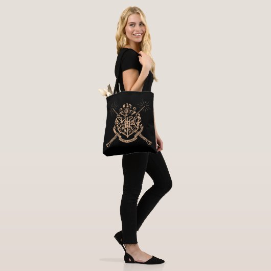 Harry Potter | Hogwarts Crossed Wands Wappen Tasche (Am Model)