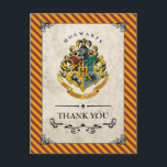 Harry Potter | Hogwarts Geburtstag Vielen Dank Postkarte<br><div class="desc">Feiern Sie Ihren Geburtstag mit diesen Hogwarts Crest Happy Birthday Danke Karten! Ob in Gryffindor, Slytherin, Hufflepuff oder Ravenclaw, Ihr Kind und Ihre Freunde können gemeinsam mit der Hogwarts School of Witchcraft and Wizardry Wappen feiern. Vergessen Sie nicht, die passenden Hogwarts Crest Einladungen zu versenden und diese Karte mit einer...</div>
