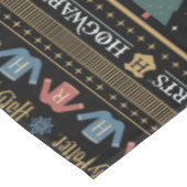 HARRY POTTER™ Holiday Sweater Muster Tischdecke (Schrägansicht)