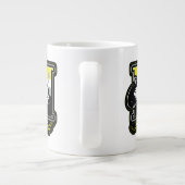 HARRY POTTER™ | HUFFLEPUFF™ Athletisches Abzeichen Jumbo-Tasse (Rückseite)