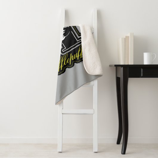 HARRY POTTER™ | HUFFLEPUFF™ Athletisches Abzeichen Sherpadecke (Beispiel)